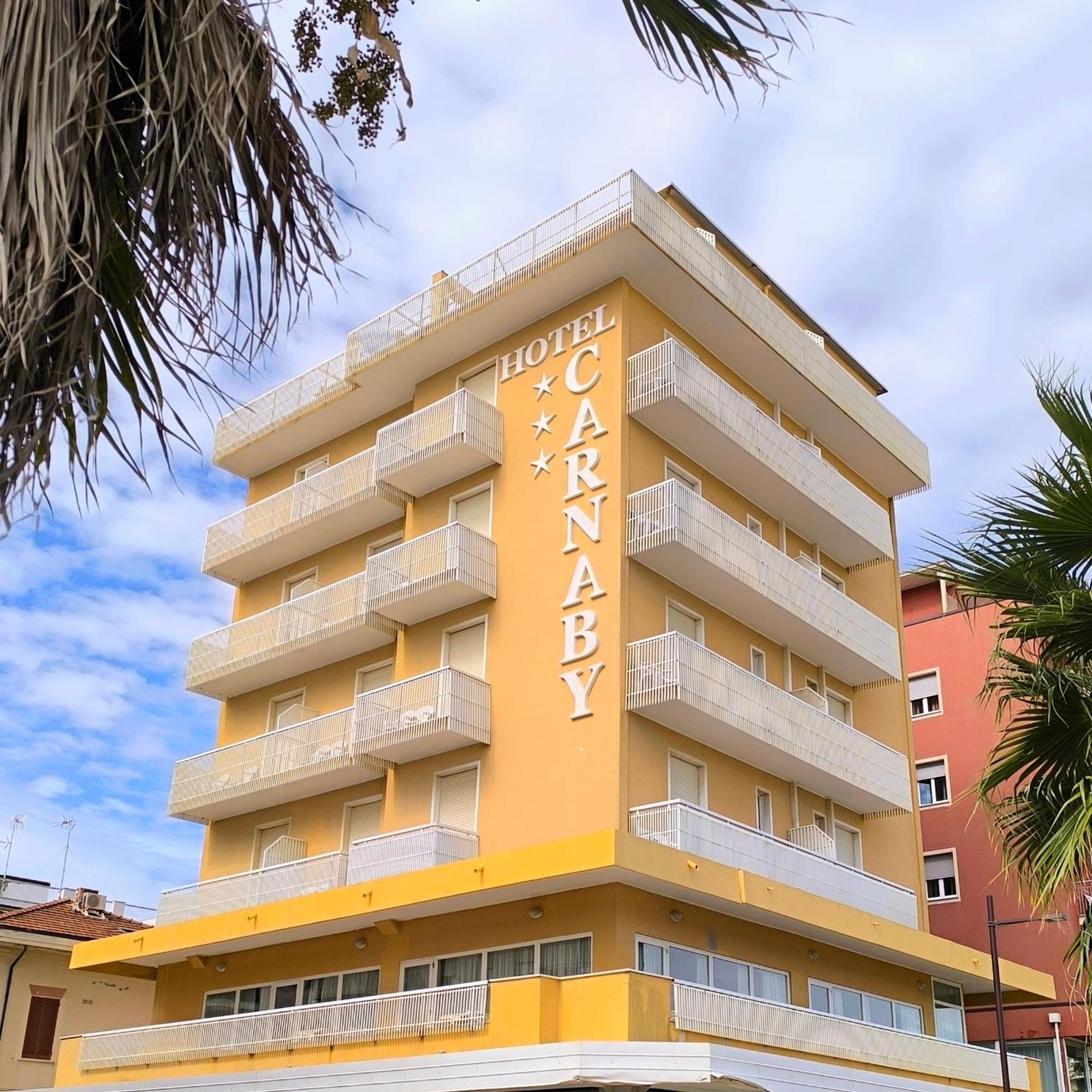 Hotel Carnaby Rimini Exteriör bild