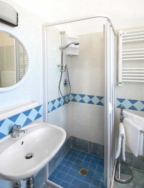 Hotel Carnaby Rimini Exteriör bild